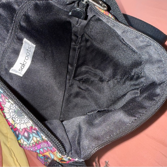 Sakroots Women's Artist Circle Flat Crossbody, Rainbow Wanderlust - Picture 10 of 12